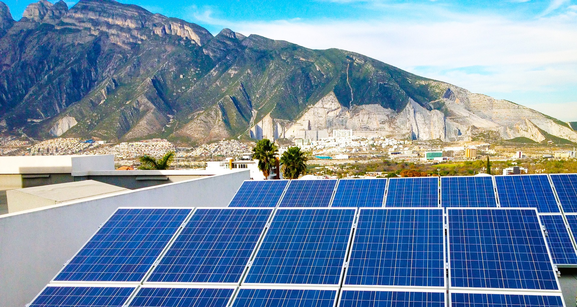 Come deve essere il tetto per pannelli fotovoltaici?